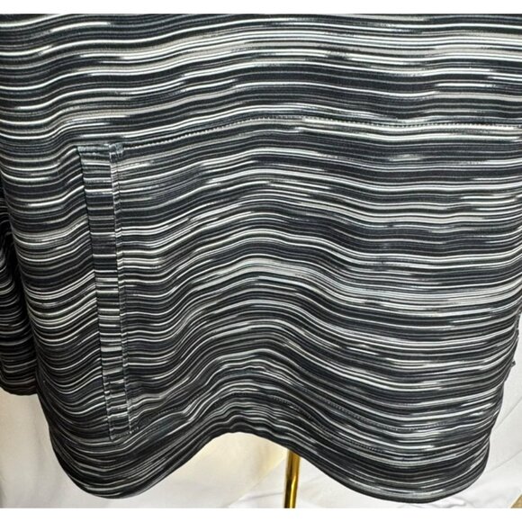 T By Talbots XL Womens Black White Striped Pullover Drawstring Cowl Neck UPF 50 - Picture 5 of 9